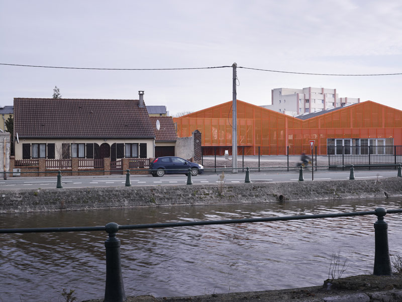 Adaptacja budynku fabrycznego : Skate Park, Francja