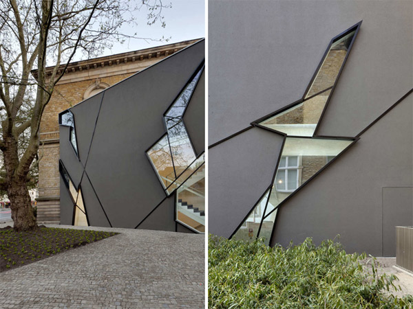 Daniel Libeskind : rozbudowa budynku