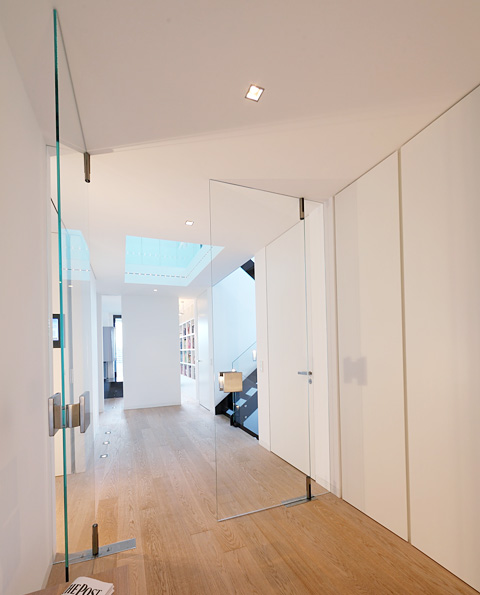 Jak urządzić dom: architektura minimalistyczna