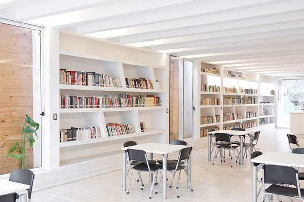 Nowoczesne wnętrze biblioteki w Chile 