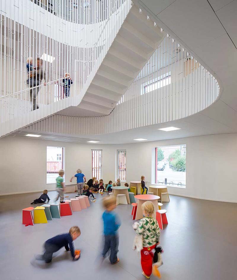 Ciekawa architektura przedszkola