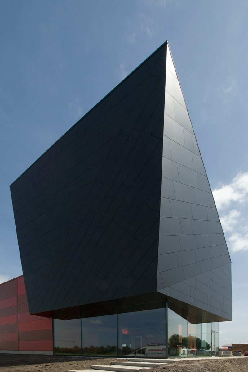 Nowoczesny budynek boat house w Holandii