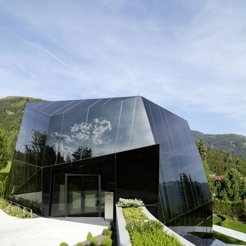 Budynek konferencyjny w Dolomitach : MHM Architects, Austria