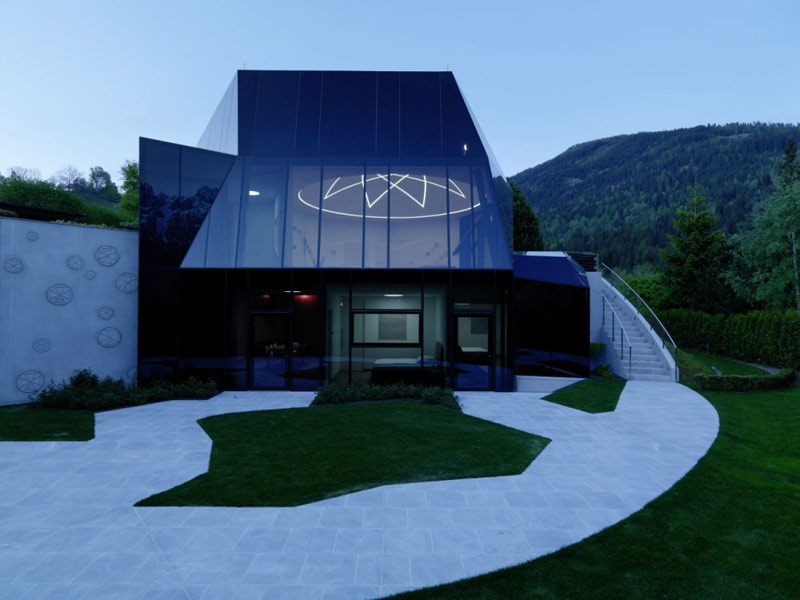 Budynek konferencyjny w Dolomitach : MHM Architects, Austria