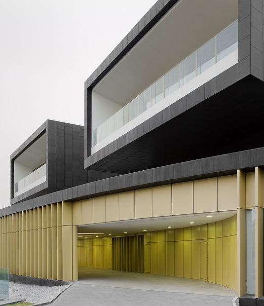 CEIBS Business school : ACXT