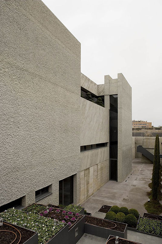 Dom z betonu - The Open Box House : A-cero