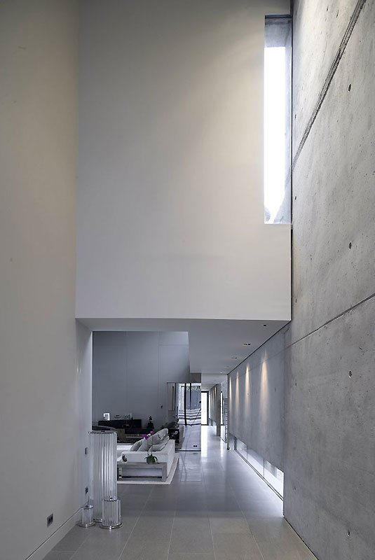 Dom z betonu - The Open Box House : A-cero