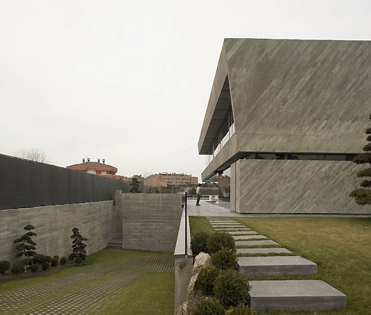 Dom z betonu - The Open Box House : A-cero