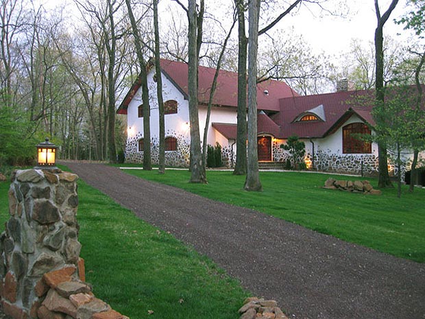 Drewniana konstrukcja domu w New Jersey