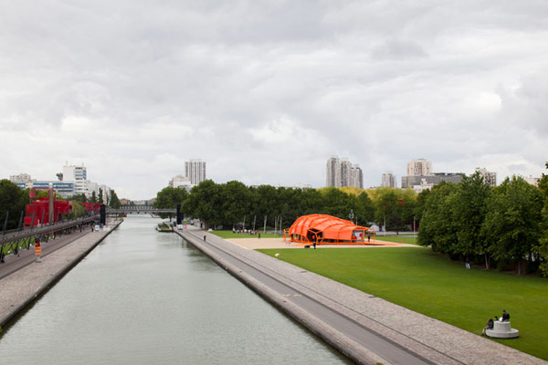 Hala wystawiennicza : Parc de la Villette / Paryż