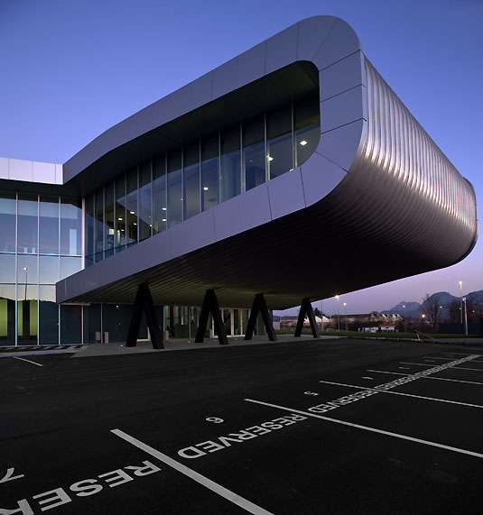 Kompleks budynków AIC Automotive Intelligence Center