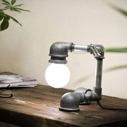 Lampka biurkowa - kreatywne rozwiązanie