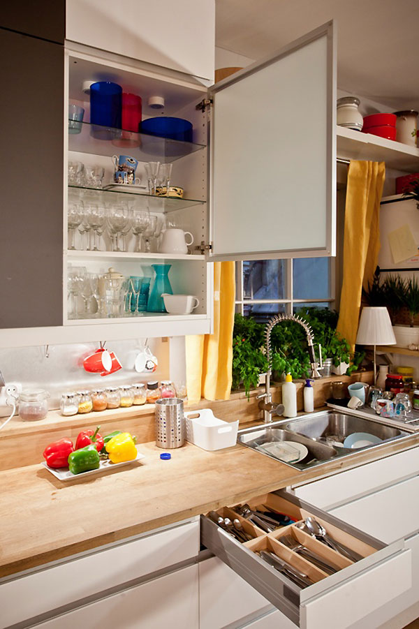Polakowie i Polacy, czyli meble w kuchni na planie serialu „Ja to mam szczęście!” : IKEA