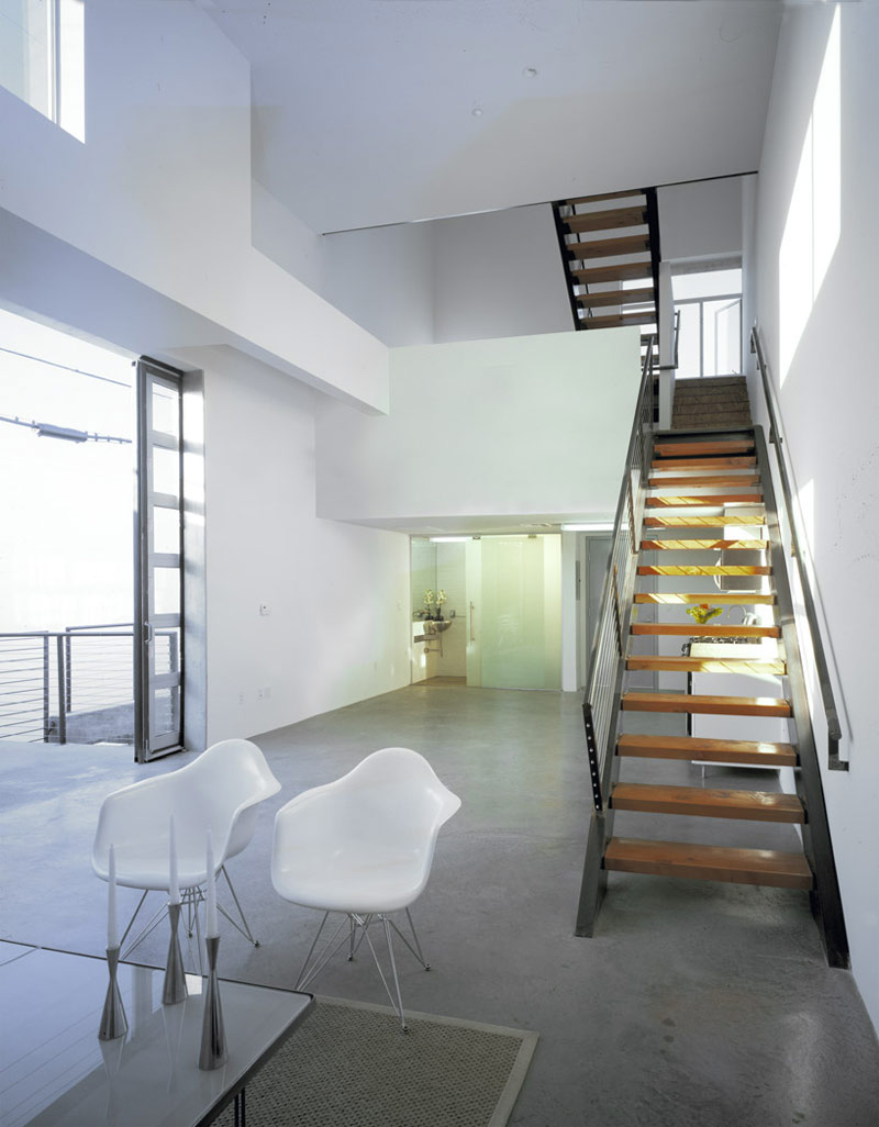 Modernistyczna bryła projektów Brooks + Scarpa / USA