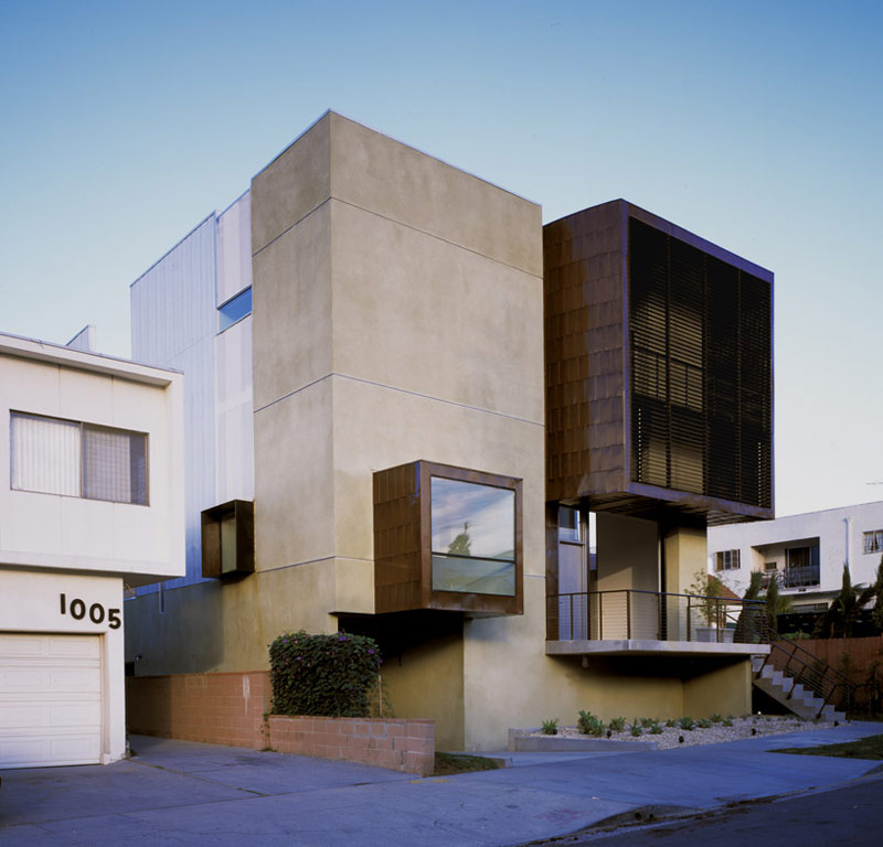 Modernistyczna bryła projektów Brooks + Scarpa / USA