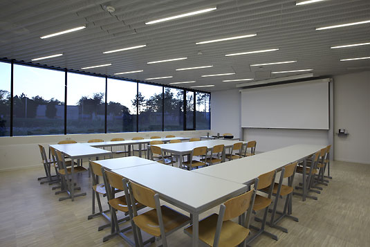 One (school) for all : Franz Architekten