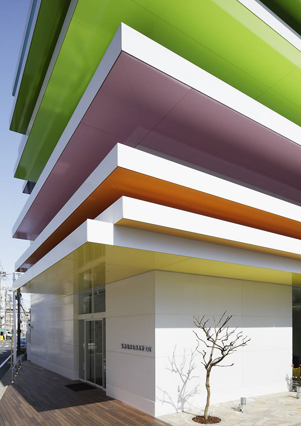 Projekt banku : Emmanuelle Moureaux Architecture