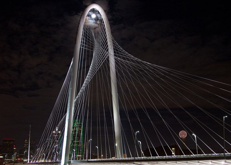 Projekt mostu w Dallas, USA : Santiago Calatrava