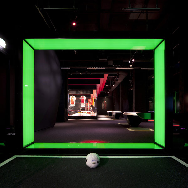 Projekt oświetlenia od LIghtemotion : Ajax Amsterdam