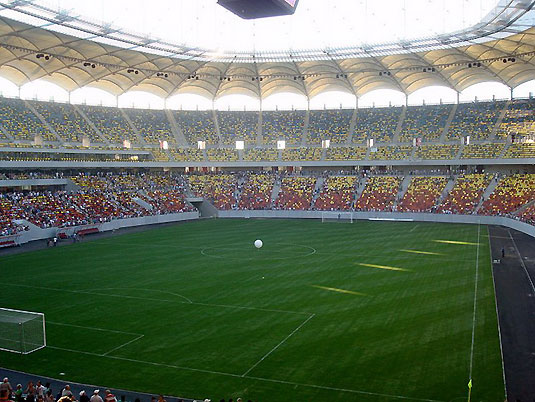 Projekt stadionu w Bukareszcie :  Max Bögl