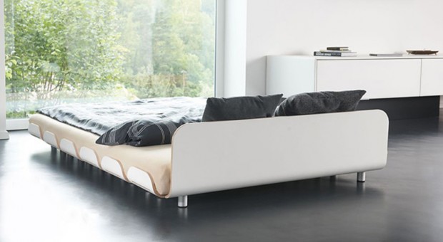 Stylowe, modułowe, proste łóżko : Linda Altmann i Oliver Krapf