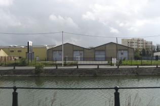 Adaptacja budynku fabrycznego : Skate Park, Francja