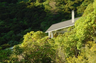 Apple Bay House