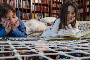 Biblioteka dla najmłodszych - jak zachęcić do czytania?