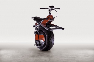 Nowoczesny design - jednokołowy motocykl