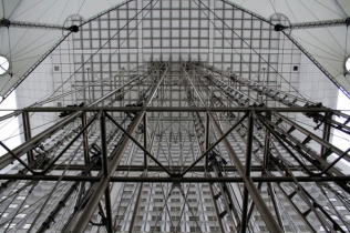 Grande Arche : Paris, France 