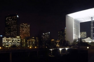 Grande Arche : Paris, France 