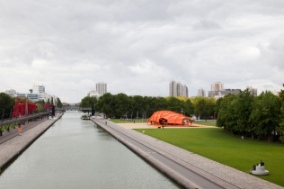 Hala wystawiennicza : Parc de la Villette / Paryż