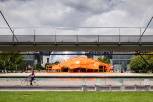 Hala wystawiennicza : Parc de la Villette / Paryż