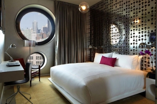 Dream Downtown Hotel : Handel Architects