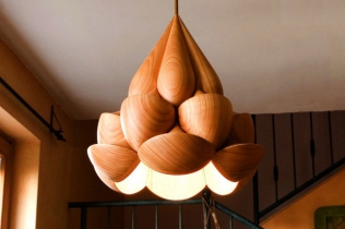 Drewniane klosze lamp