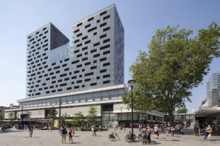 Zamieszkać w samym centrum : Rotterdam 