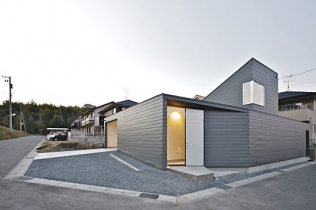Minimalizm japoński : Stands Architects