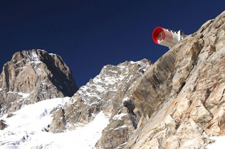 Modułowa konstrukcja na Mt.Blanc