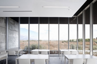Nowoczesna technologia w budynku 112 Reus : ACXT