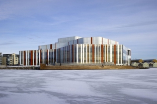 Projekt z rozmachem: Spira Performing Arts Center