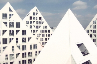 Projekt niezwykłego kompleksu mieszkaniowego : Aarhus, Dania 