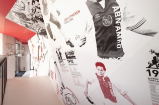 Projekt oświetlenia od LIghtemotion : Ajax Amsterdam