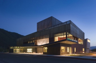 Rozbudowa : Jackson Center / Jackson, USA