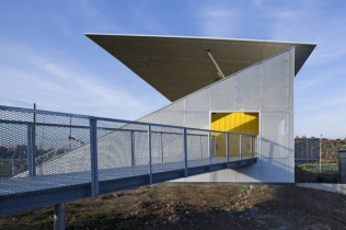 Zasiądź na nowych trybunach : stadion Duvauchelle de Créteil 