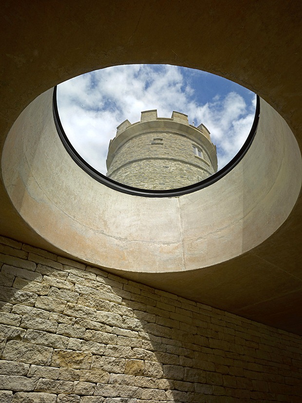 Zamek jako własny dom i wspaniała architektura